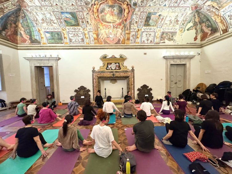 Nel cuore del palazzo - 21-02 IPHONE - 5